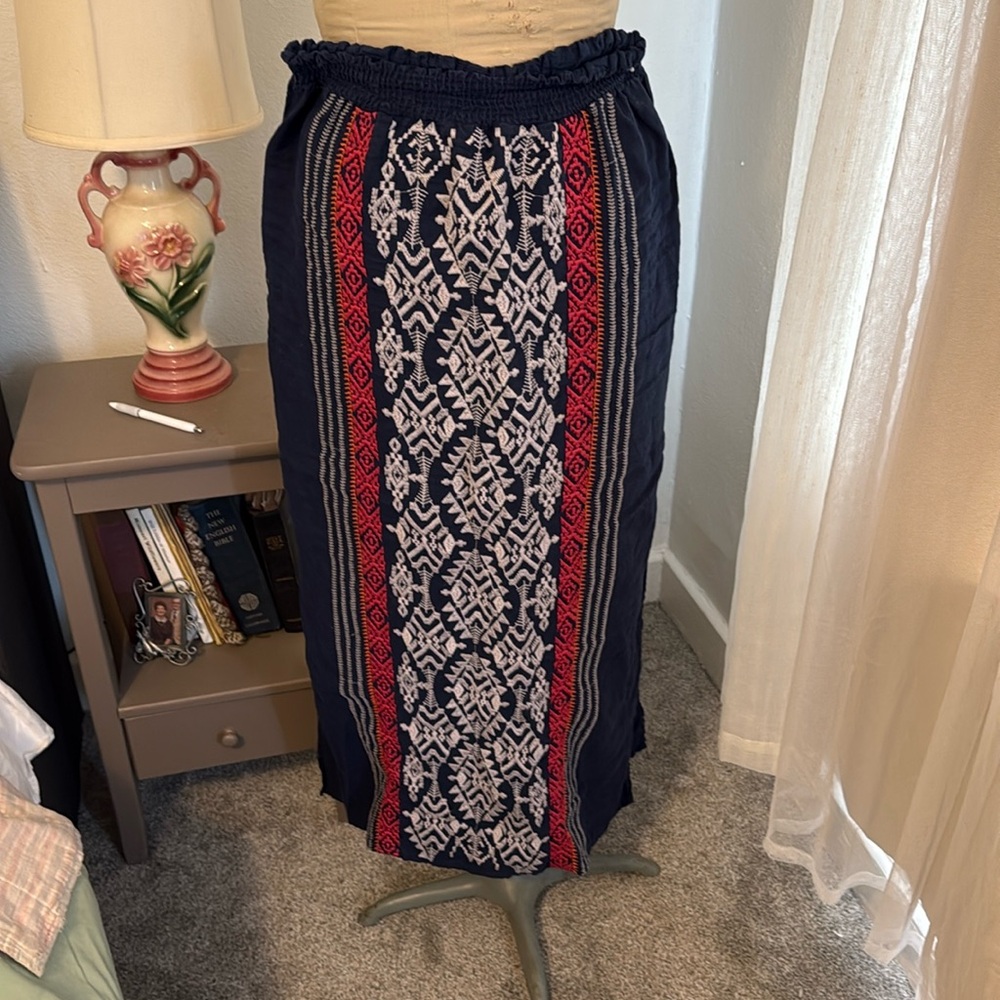 JW Los Angeles Navy Skirt
